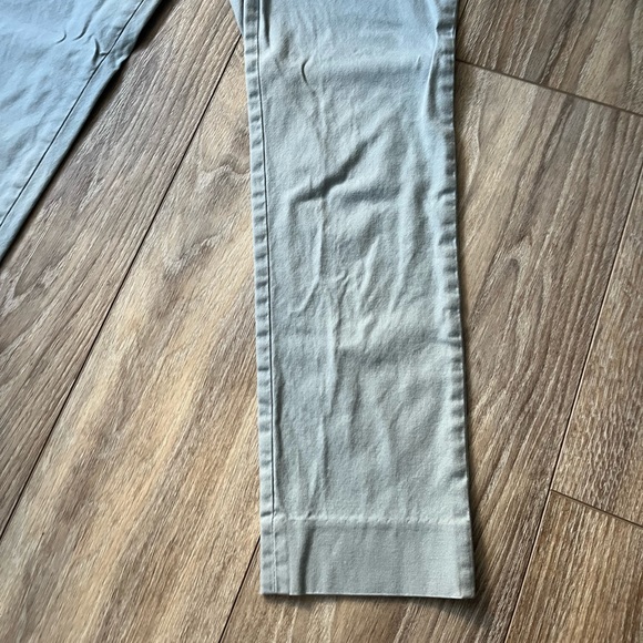 Banana Republic Hampton Fit Cropped Light Blue Khaki Pants - Picture 2 of 9
